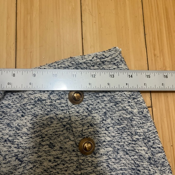 Zara High Rise 6 Button Blue & White Short Size Medium - Picture 5 of 7